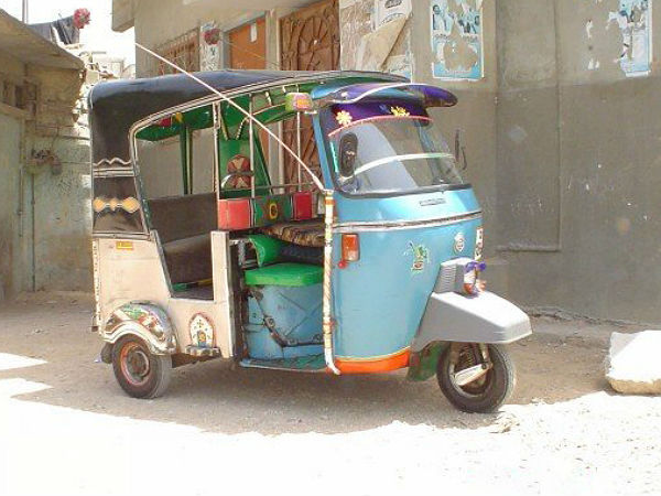 പാകിസ്താന്‍ (കറാച്ചി)