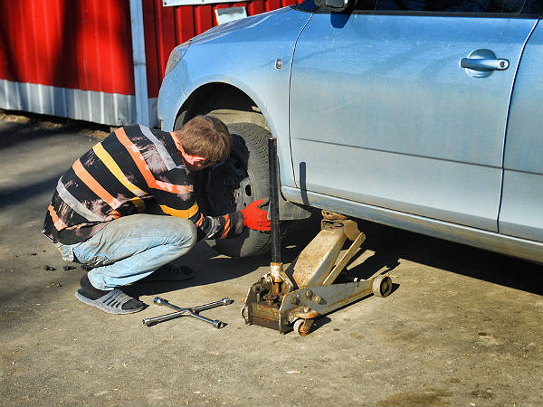 ജാക്ക് വെക്കാനറിയാമോ?