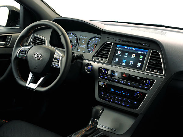 2.0 ഫ്ലൂയിഡിക്കില്‍ ഹ്യൂണ്ടായ് സൊനാറ്റ എത്തി