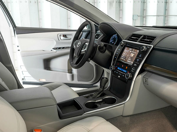 പുതിയ ടൊയോട്ട കാമ്രി 