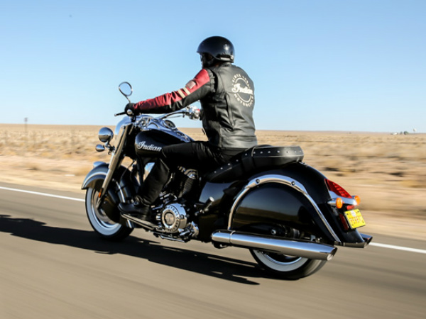 ഇന്ത്യന്‍ മോട്ടോര്‍സൈക്കിളിന്റെ ആദ്യ ഡീലര്‍ഷിപ്പ്