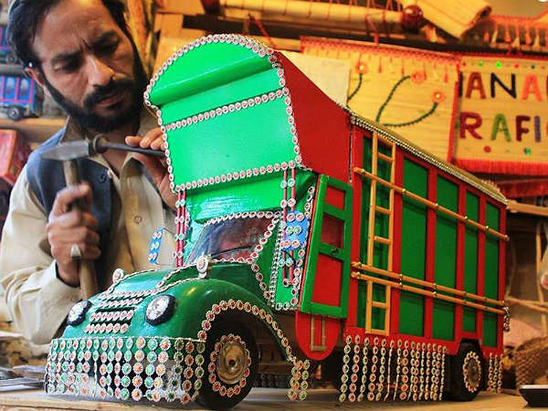 അടുത്ത നിമിഷത്തിനൊരു അന്ത്യകൂദാശ