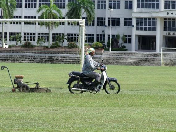 അടുത്ത നിമിഷത്തിനൊരു അന്ത്യകൂദാശ