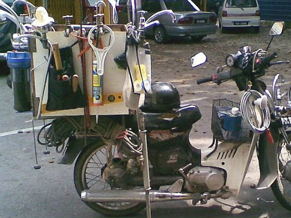 അടുത്ത നിമിഷത്തിനൊരു അന്ത്യകൂദാശ