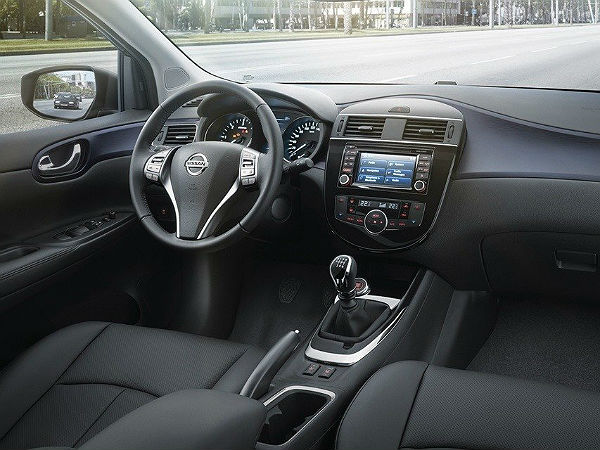 നിസ്സാന്‍ പള്‍സര്‍ ഹാച്ച്ബാക്ക് ലോഞ്ച് ചെയ്തു