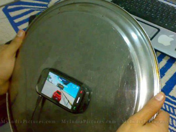 പതിനാറു വയതിനിലേ...