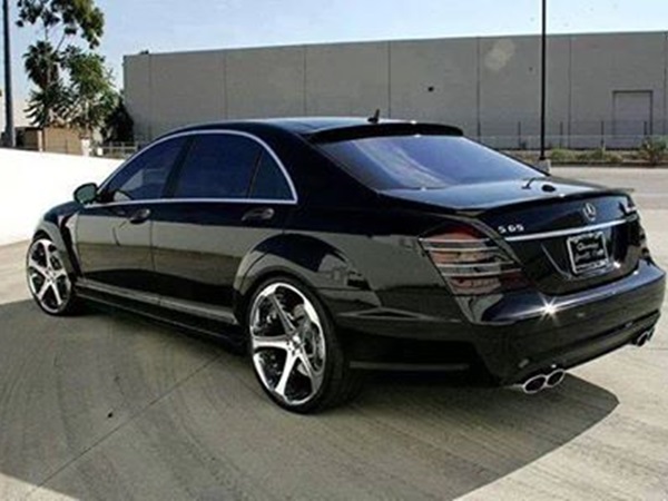 വിചിത്രസുന്ദരം ഈ ലോകം!!