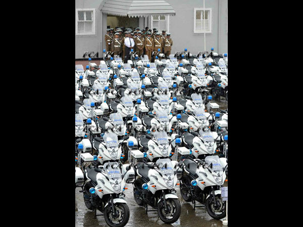 ശ്രീലങ്കന്‍ പൊലീസിലേക്ക് യമഹ എഫ്‌സെഡ്6ആര്‍