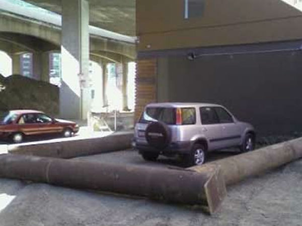 പാര്‍ക്ക് ചെയ്യാനിടമില്ലാത്ത നാട്ടില്‍ പാര്‍ക്കുമ്പോള്‍