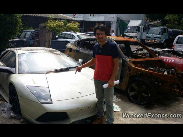 സൂപ്പര്‍കാറുകള്‍ കത്തിയമരുമ്പോള്‍