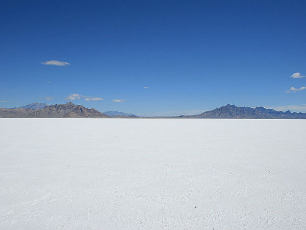 ബോണവില്ലെ സാള്‍ട്ട് ഫ്‌ലാറ്റ്‌സ്