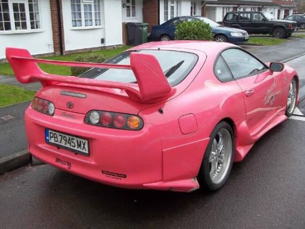 കാറുകള്‍ ഇങ്ങനെയും മോഡിഫൈ ചെയ്യാം!