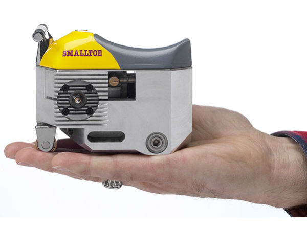 ലോകത്തിലെ ഏറ്റവും ചെറിയ ബൈക്കുമായി ടോം