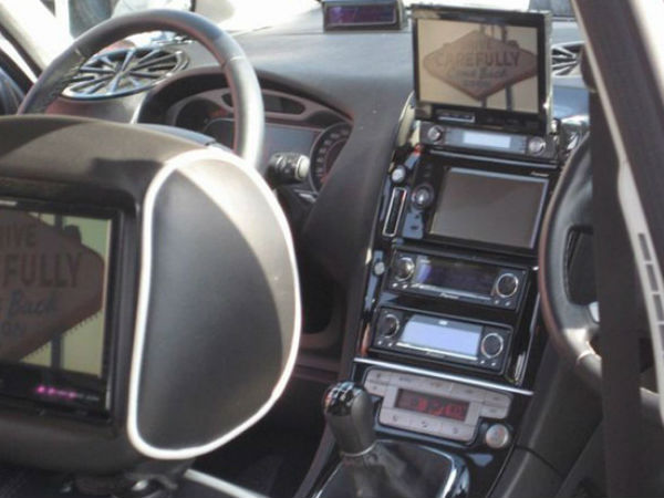 കാറിന്റെ ഇന്റീരിയറിന് ഭംഗി കൂട്ടുന്ന ഭയങ്ങരന്മാര്‍