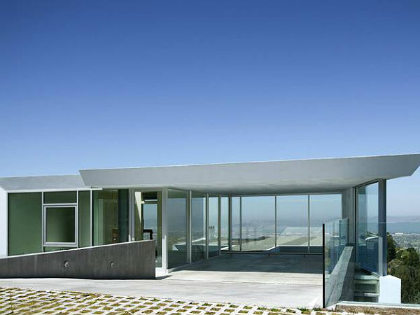 ലോകത്തിലെ എണ്ണം പറഞ്ഞ അത്യാഡംബര കാര്‍ ഗാരേജുകള്‍