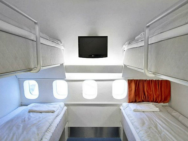 ബോയിങ് വിമാനത്തെ ഹോസ്റ്റലാക്കിയപ്പോള്‍