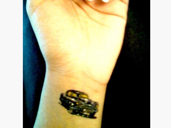 ശരീരത്തിലേക്ക് ടാറ്റൂ വണ്ടിയിറക്കുമ്പോള്‍