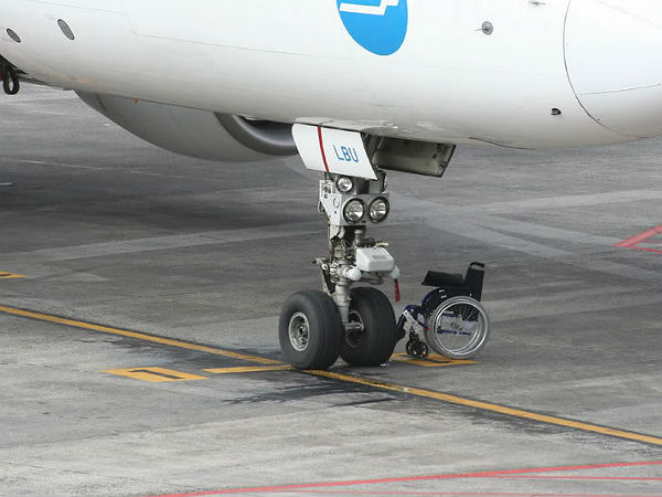 മറ്റുള്ളവരെ ചിരിപ്പിക്കുന്ന മസിലു പിടിത്തക്കാര്‍