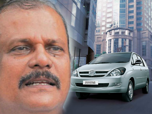 പിസി ജോര്‍ജ് പുതിയ കാര്‍ വാങ്ങുന്നു