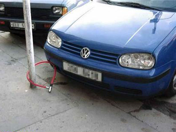 കാറിനിത്തിരി ഭംഗി കൂടിയെന്നുവെച്ച് ഒന്നും സംഭവിക്കാനില്ല!