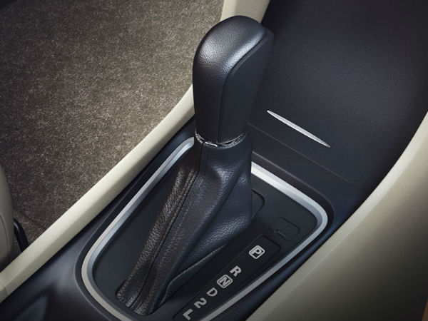 മാരുതി സുസൂക്കി സിയാസ് ചിത്രങ്ങളിലൂടെ