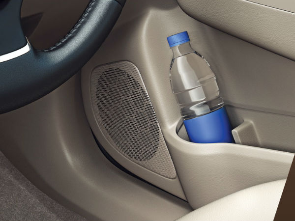 മാരുതി സുസൂക്കി സിയാസ് ചിത്രങ്ങളിലൂടെ