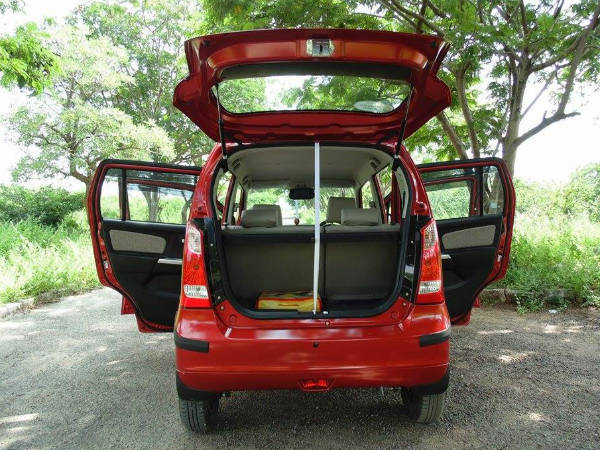 ഫീച്ചറുകള്‍