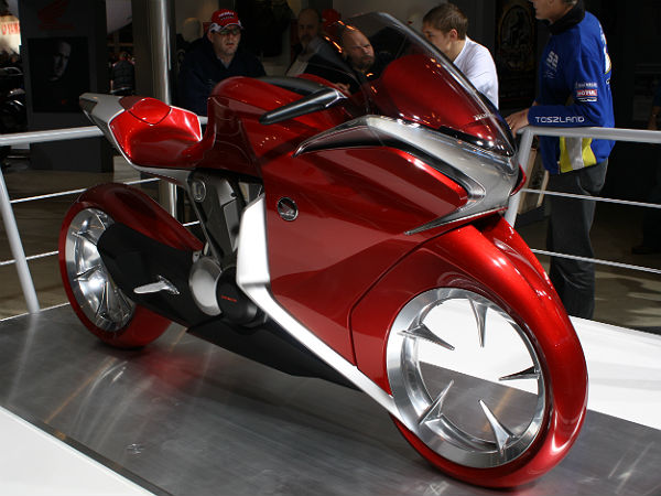 01. ഹോണ്ട വി4 കണ്‍സെപ്റ്റ്