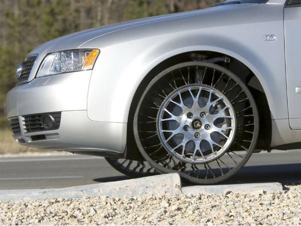 പങ്ചറാവാത്ത, കാറ്റടിക്കേണ്ടാത്ത, മൈലേജ് കൂട്ടുന്ന മിഷലിന്‍ ടയര്‍