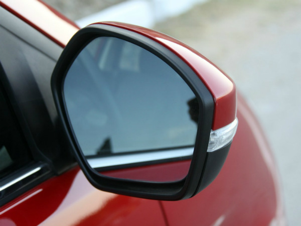 ഔട്‌സൈഡ് മിറര്‍