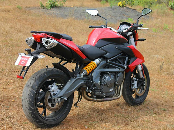 ഹഠാദാകര്‍ഷിച്ച കാര്യങ്ങള്‍