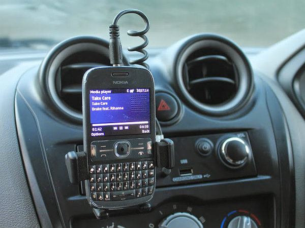 സെന്റര്‍ കണ്‍സോള്‍