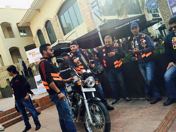 എന്‍ഫീല്‍ഡ് ക്ലാസിക്, റമ്പ്‌ലര്‍ ക്രൂയിസറുകള്‍ കുവൈത്തില്‍