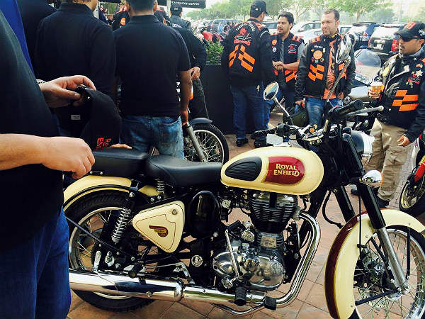 എന്‍ഫീല്‍ഡ് ക്ലാസിക്, റമ്പ്‌ലര്‍ ക്രൂയിസറുകള്‍ കുവൈത്തില്‍