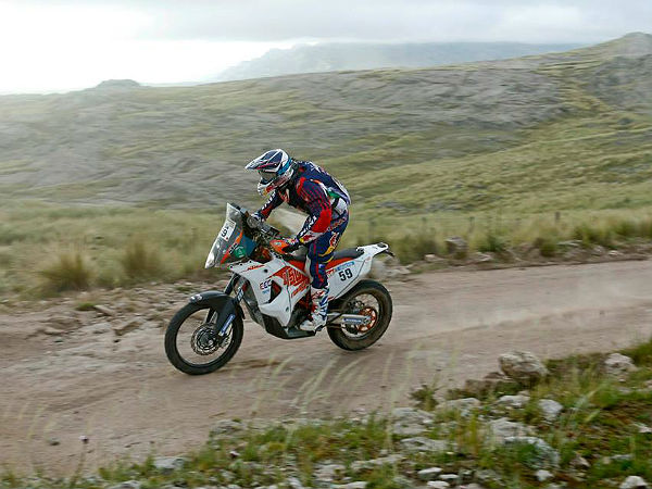 ഡാകാറില്‍ സിഎസ് സന്തോഷ് മുന്നേറുന്നു