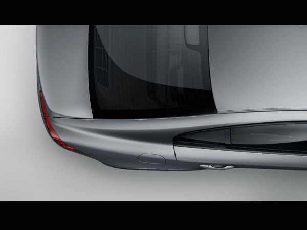 ലോകത്തിലെ ആദ്യ ക്രോസ്സോവര്‍ സെഡാന്‍: വോള്‍വോ എസ്60 ക്രോസ് കണ്‍ട്രി