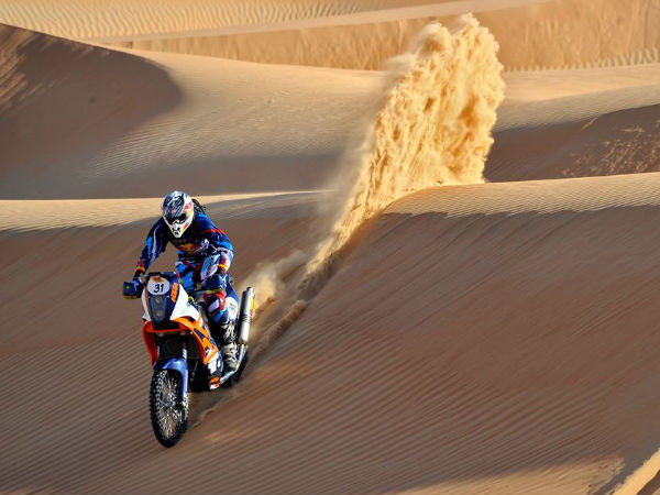 ഡാകാറില്‍ സിഎസ് സന്തോഷ് ചരിത്രമെഴുതി