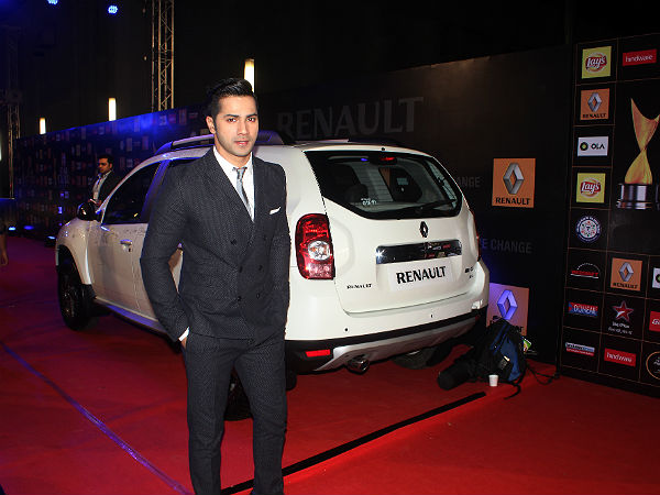 റിനോ ലോഡ്ജി ഇന്ത്യയിലെത്തി; ആദ്യ ഉടമ ഋത്വിക് റോഷന്‍