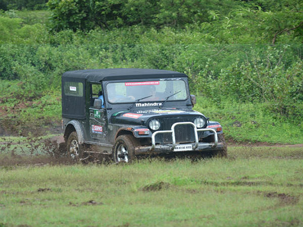 മഹീന്ദ്ര താര്‍ എന്‍ജിന്‍