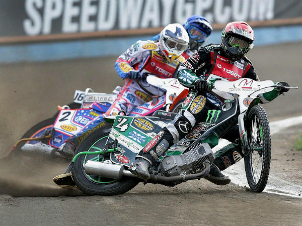 10. സ്പീഡ്‌വേ റേസിങ്