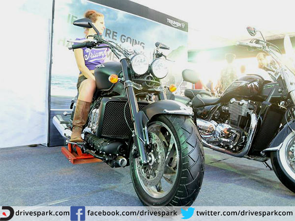 ട്രയംഫ് പവലിയനില്‍ നിന്നുള്ള കാഴ്ചകള്‍