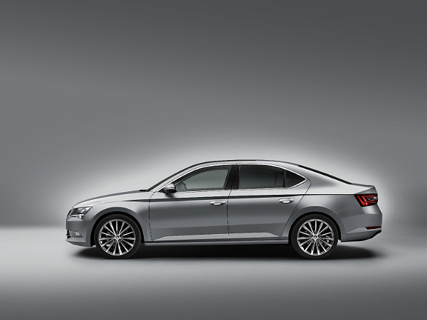 New Skoda Superb to launch in India by H2 2016 New Skoda Superb to launch in India by H2 2016