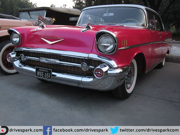 വിന്റേജ് കാര്‍ റാലി: ചരിത്രം വീട്ടുപടിക്കലെത്തുമ്പോള്‍