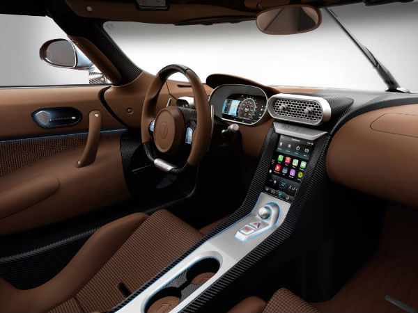 കൊടിയ വേഗവുമായി കൊയെനിഗ്‌സെഗ് റെഗെറ എത്തി