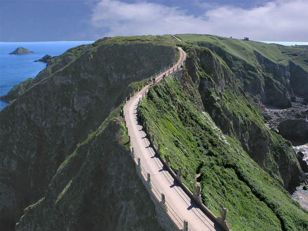 സാര്‍ക്ക് ഐലന്‍ഡ്