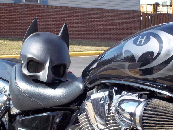 25. ബാറ്റ്മാന്‍ ഹെല്‍മെറ്റ്