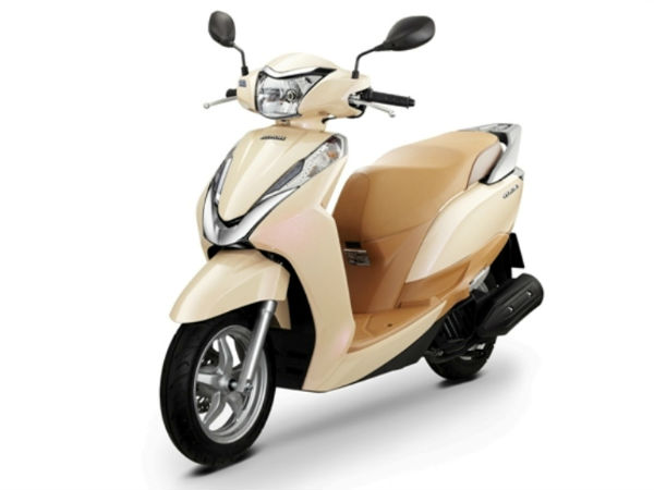 വെസ്പയെ നേരിടാന്‍ ഹോണ്ട ലീഡ് 125 എത്തുന്നു!