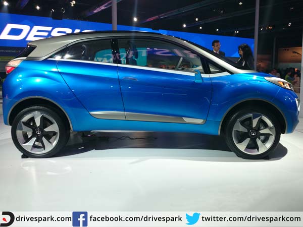 03. ടാറ്റ കൈറ്റ് ഹാച്ച്ബാക്ക്