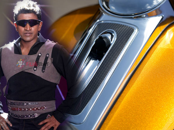 പുനീത് രാജ്കുമാര്‍ 50 ലക്ഷത്തിന്റെ ഹാര്‍ലിയില്‍