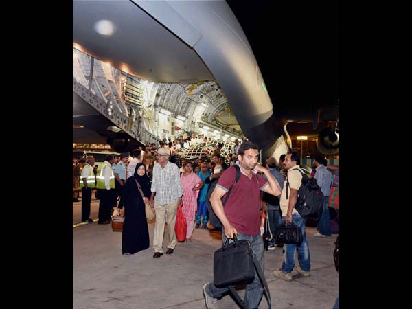 നേപ്പാള്‍ രക്ഷാപ്രവര്‍ത്തനം: വ്യോമസേന പുതിയ വിമാനം വാങ്ങുന്നു!